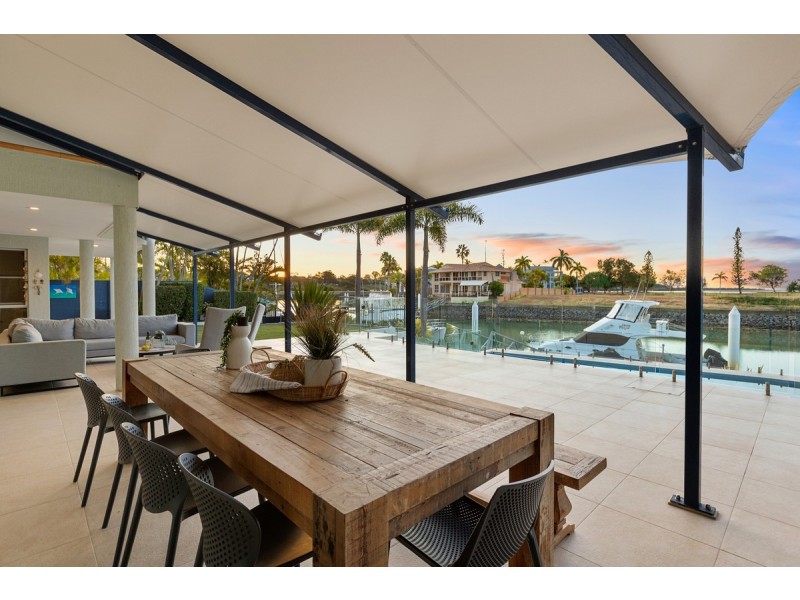 22 Plymouth Court, Raby Bay QLD 4163