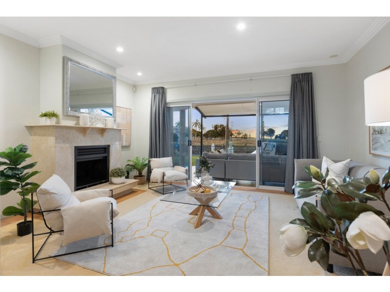 22 Plymouth Court, Raby Bay QLD 4163