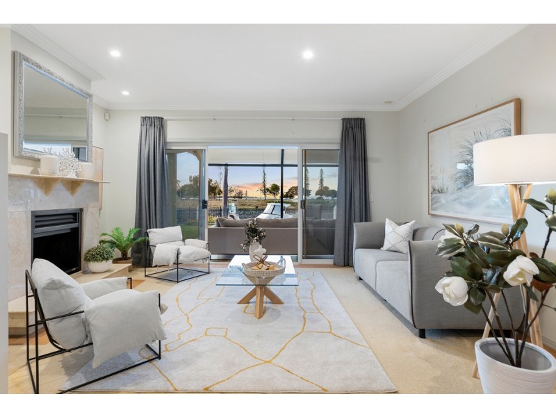 22 Plymouth Court, Raby Bay QLD 4163