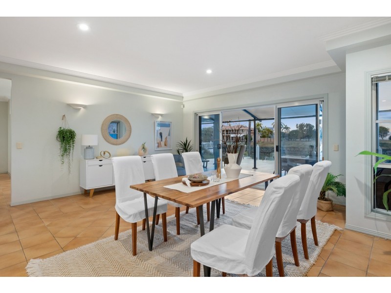 22 Plymouth Court, Raby Bay QLD 4163