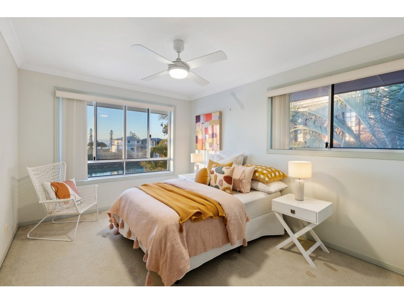 22 Plymouth Court, Raby Bay QLD 4163