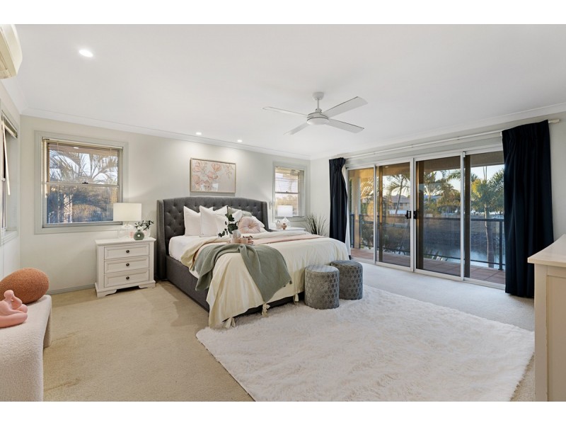 22 Plymouth Court, Raby Bay QLD 4163