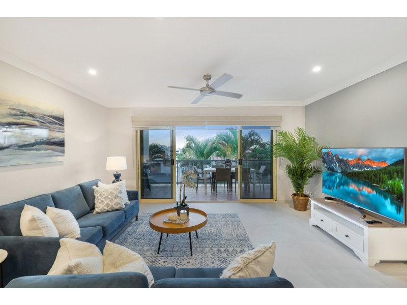 36/10-12 Esperance Court, Raby Bay QLD 4163