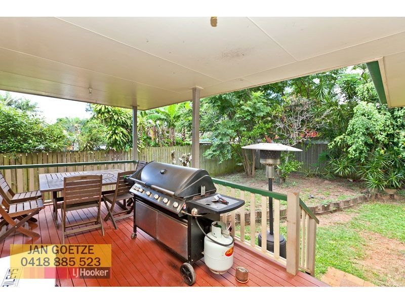 12 Sharven Avenue, Cleveland QLD 4163