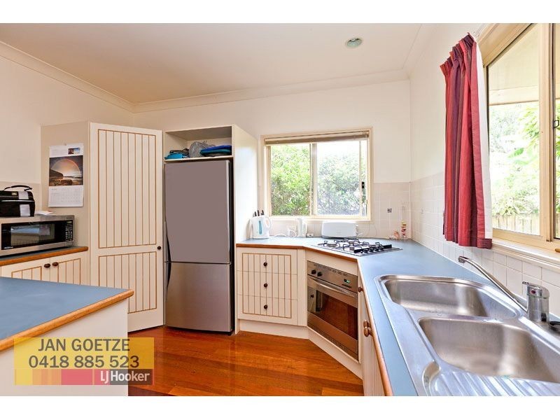 12 Sharven Avenue, Cleveland QLD 4163