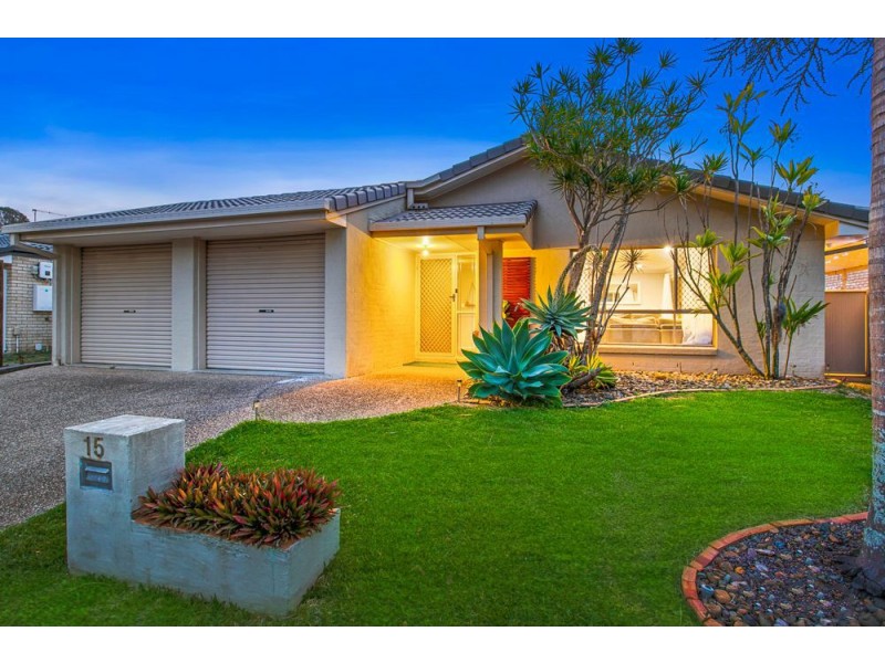 15 Ashwood Circuit, Birkdale QLD 4159