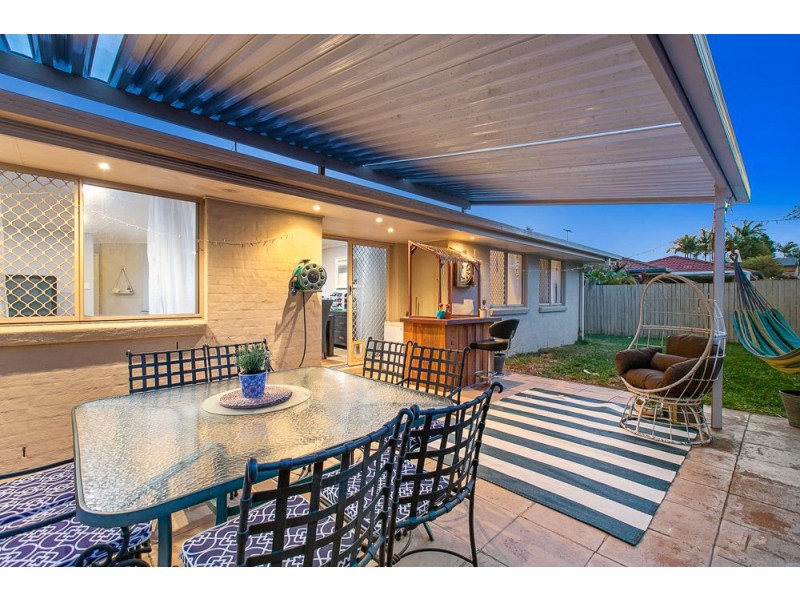 15 Ashwood Circuit, Birkdale QLD 4159