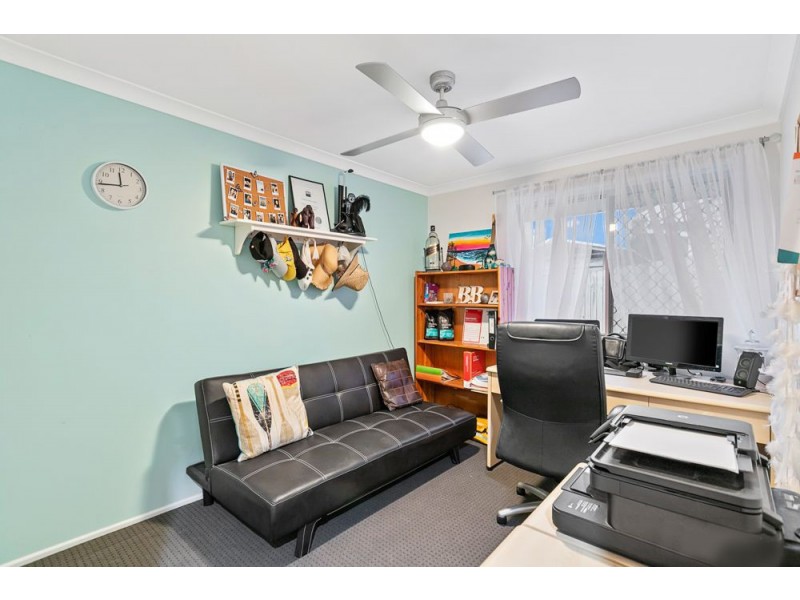 15 Ashwood Circuit, Birkdale QLD 4159