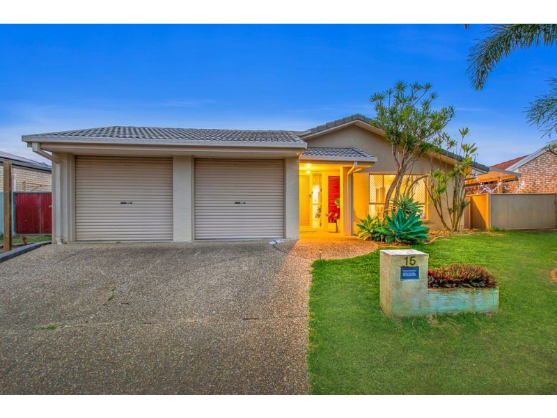 15 Ashwood Circuit, Birkdale QLD 4159