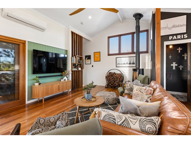6 Courageous Court, Cleveland QLD 4163