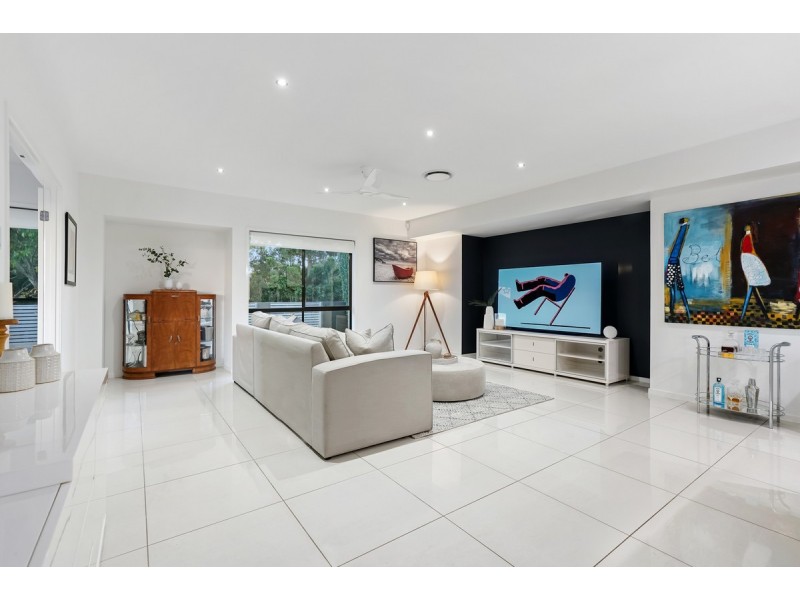 117 Burdekin Drive, Sinnamon Park QLD 4073