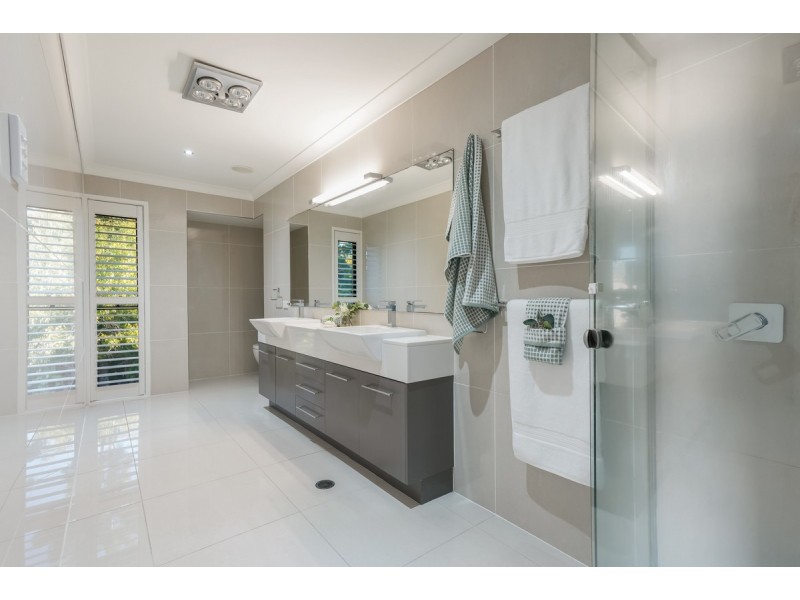 117 Burdekin Drive, Sinnamon Park QLD 4073