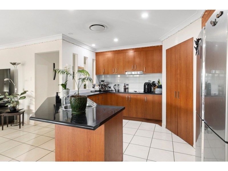 15 Truscot Place, Thornlands QLD 4164