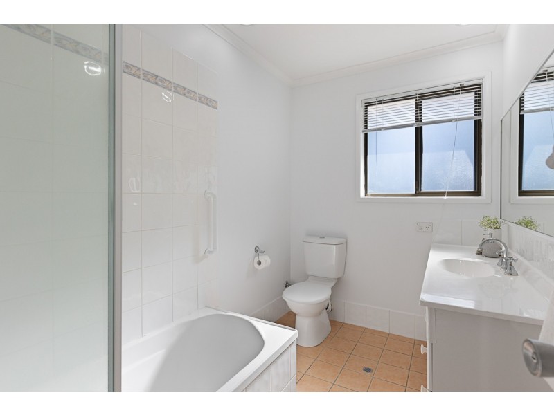 34 Sunnybay Drive, Birkdale QLD 4159