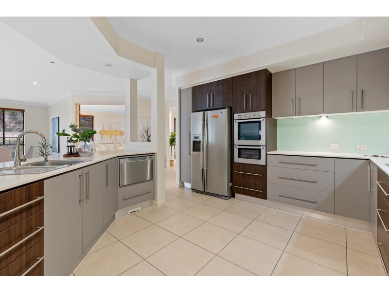 43 Whepstead Avenue, Wellington Point QLD 4160