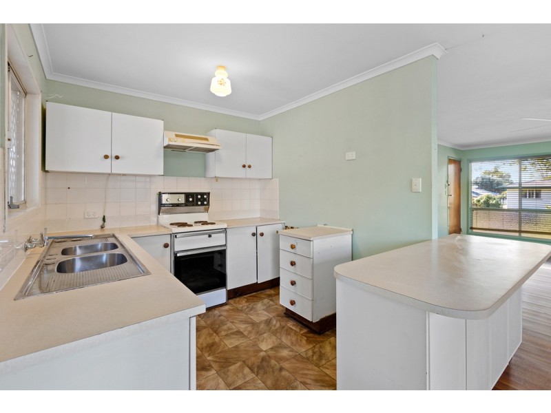 19 Warner Street, Wellington Point QLD 4160