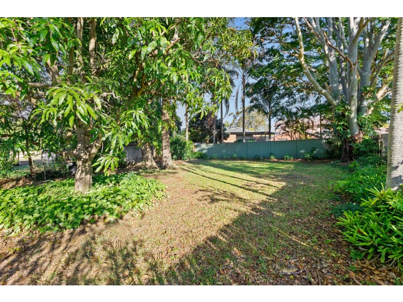 19 Warner Street, Wellington Point QLD 4160