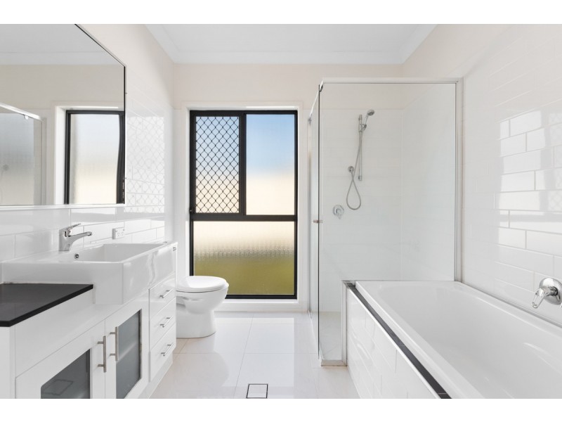 10 Barramul Place, Thornlands QLD 4164