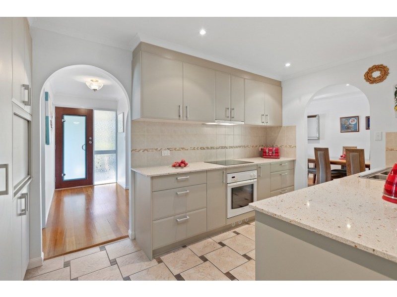 7 Norham Court, Carindale QLD 4152