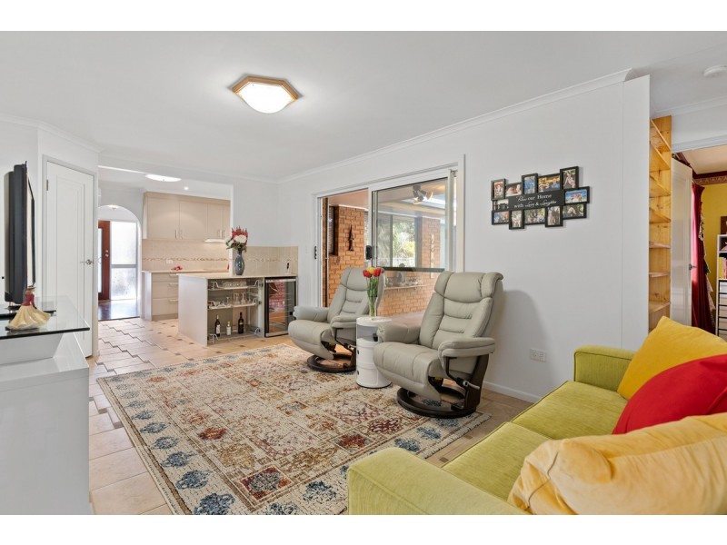 7 Norham Court, Carindale QLD 4152