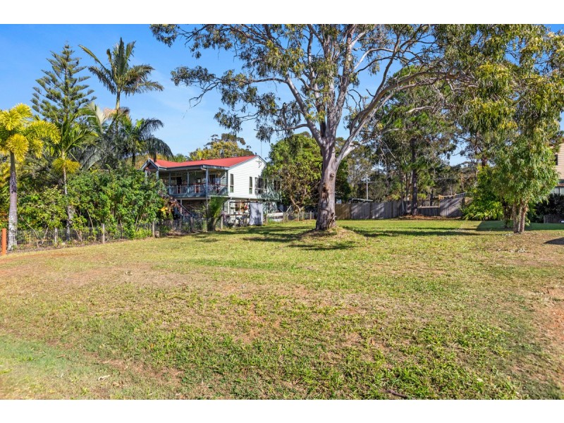4 Aquamarine Avenue, Russell Island QLD 4184