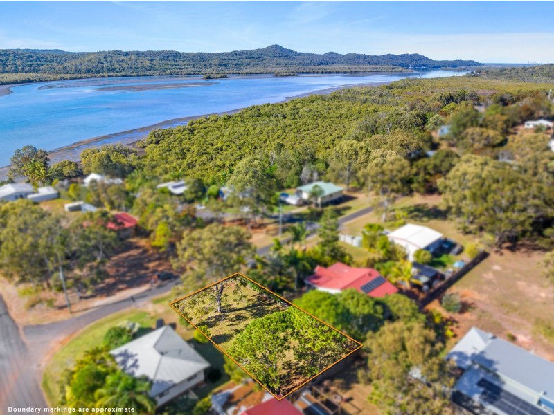 4 Aquamarine Avenue, Russell Island QLD 4184