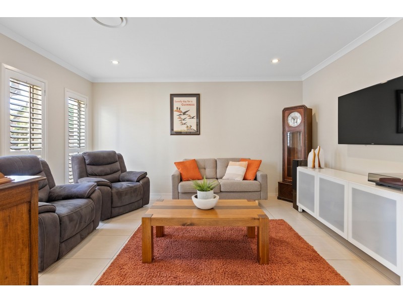 10 Wharton Street, Wellington Point QLD 4160