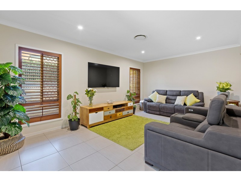 10 Wharton Street, Wellington Point QLD 4160