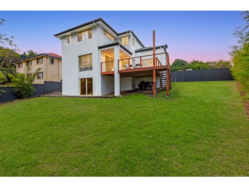 70 Christina Ryan Way, Arundel QLD 4214