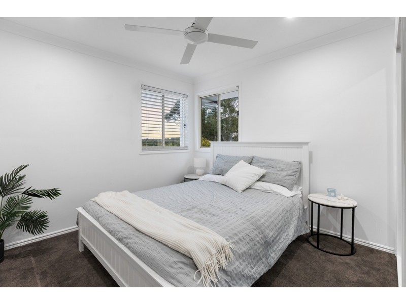 70 Christina Ryan Way, Arundel QLD 4214