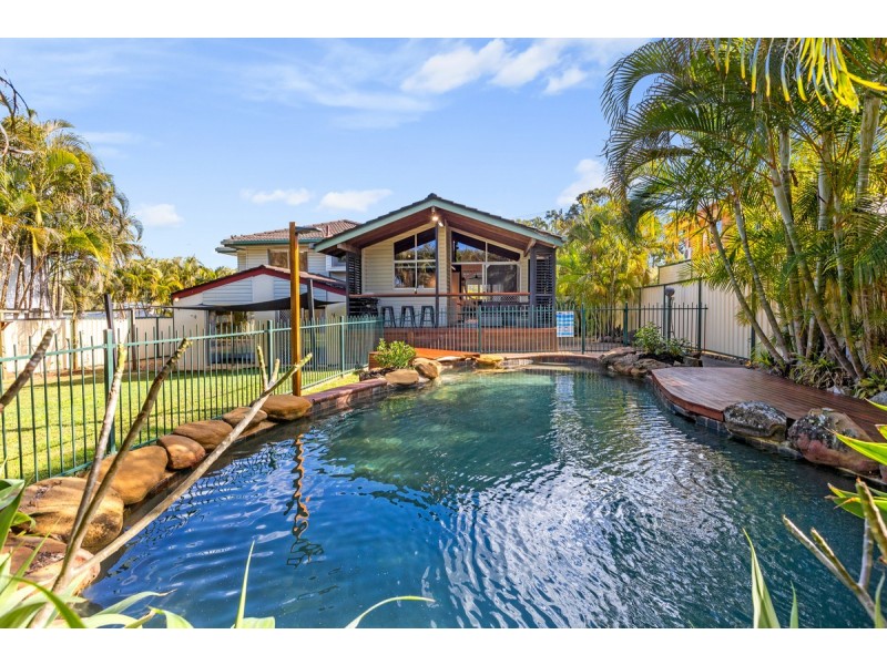36 Dawn Crescent, Thornlands QLD 4164