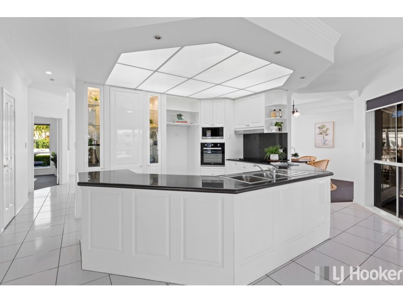 17 Caravel Court, Raby Bay QLD 4163