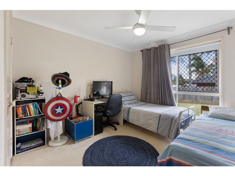 5 Johnston Avenue, Birkdale QLD 4159