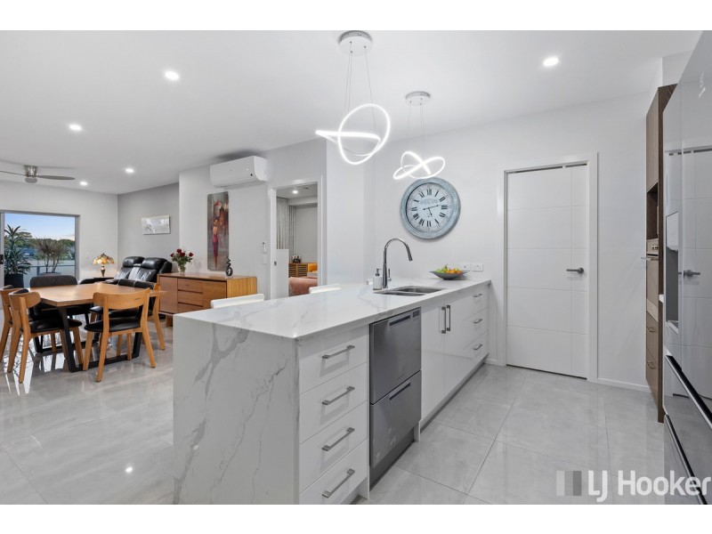 37/45 Shore Street East, Cleveland QLD 4163