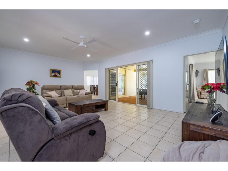 23 Seabrae Drive, Redland Bay QLD 4165