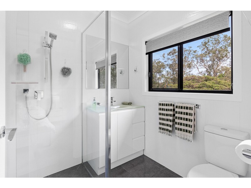 8 Kyewong Court, Pimpama QLD 4209