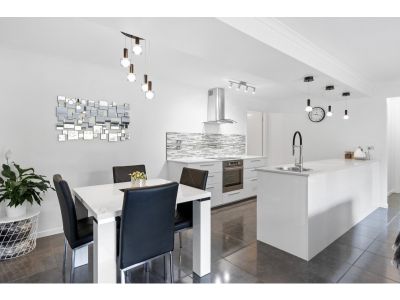 8 Kyewong Court, Pimpama QLD 4209