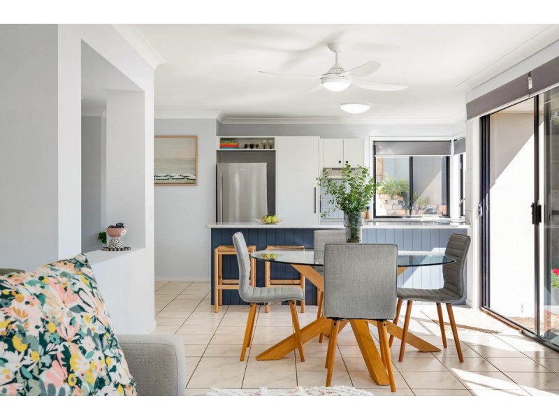 1 Olympic Place, Sinnamon Park QLD 4073