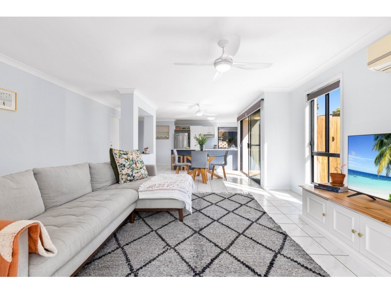 1 Olympic Place, Sinnamon Park QLD 4073