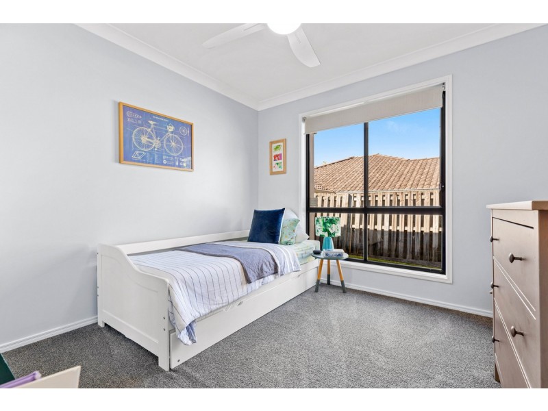 1 Olympic Place, Sinnamon Park QLD 4073