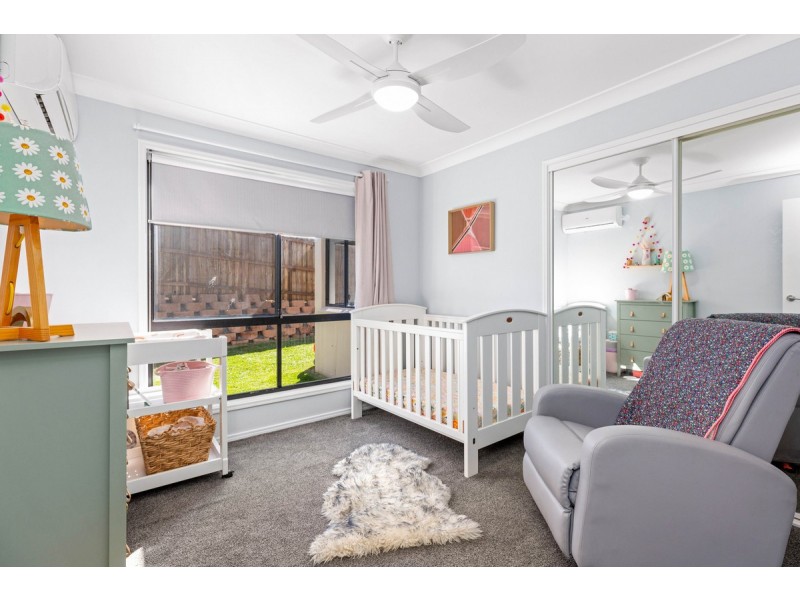 1 Olympic Place, Sinnamon Park QLD 4073