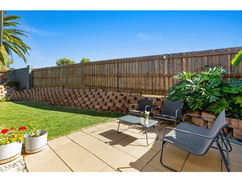 1 Olympic Place, Sinnamon Park QLD 4073