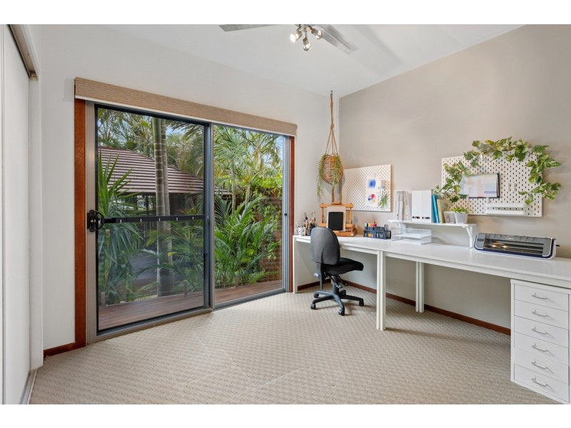 8 Willmott Street, Victoria Point QLD 4165