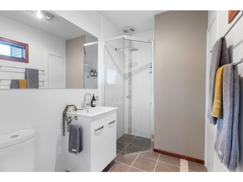 8 Willmott Street, Victoria Point QLD 4165