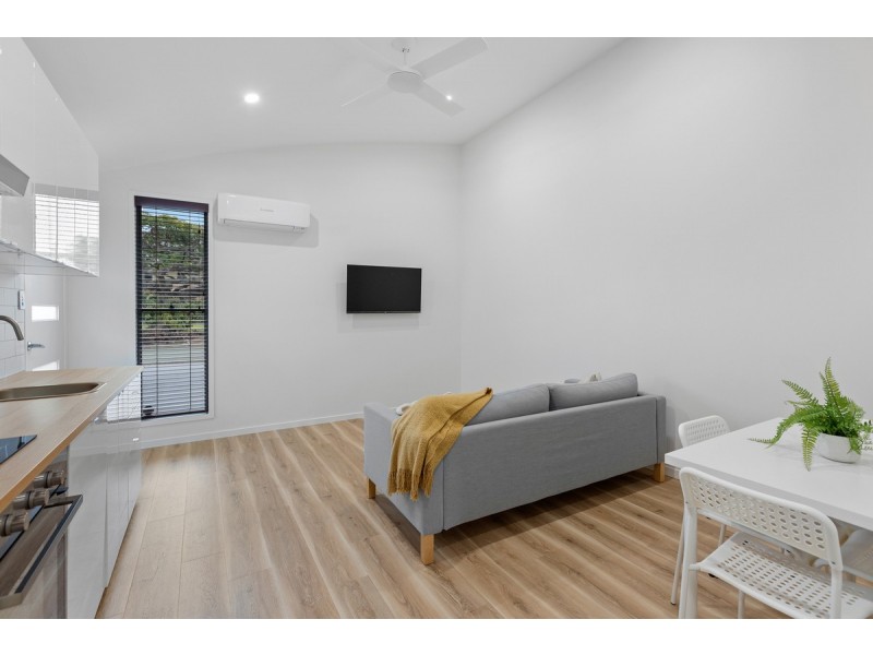 8 Willmott Street, Victoria Point QLD 4165