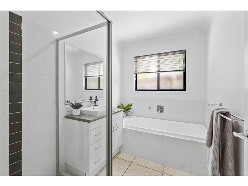 2/118 Beach Street, Cleveland QLD 4163