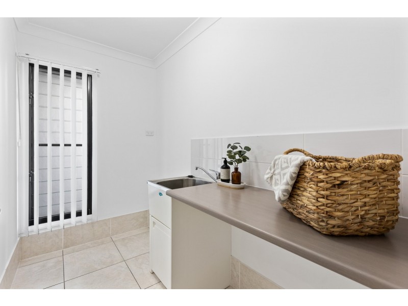 2/118 Beach Street, Cleveland QLD 4163