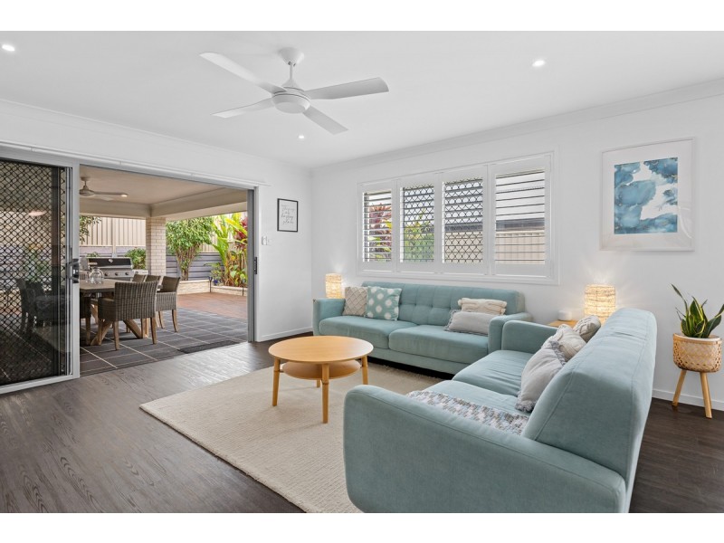 19 Noah Court, Redland Bay QLD 4165