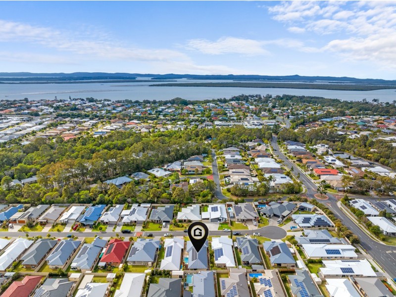 19 Noah Court, Redland Bay QLD 4165