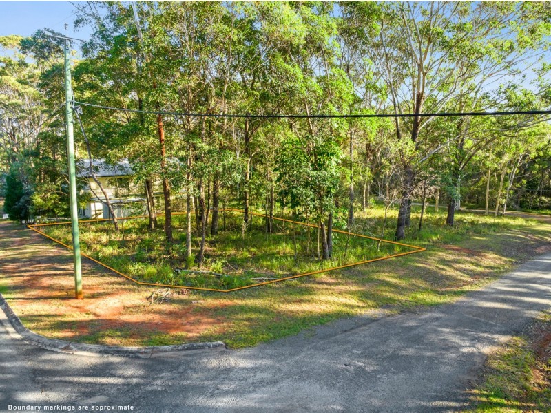 5 Park Avenue, Russell Island QLD 4184